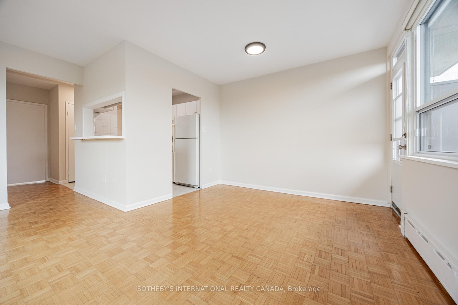 Photo 10 of Unit 601, 78 Warren Road, Toronto, Casa Loma — HOMEH