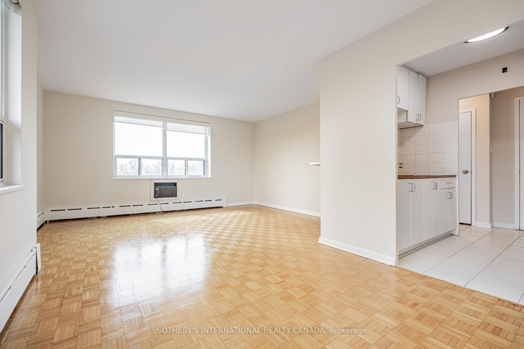 Photo 13 of Unit 601, 78 Warren Road, Toronto, Casa Loma — HOMEH