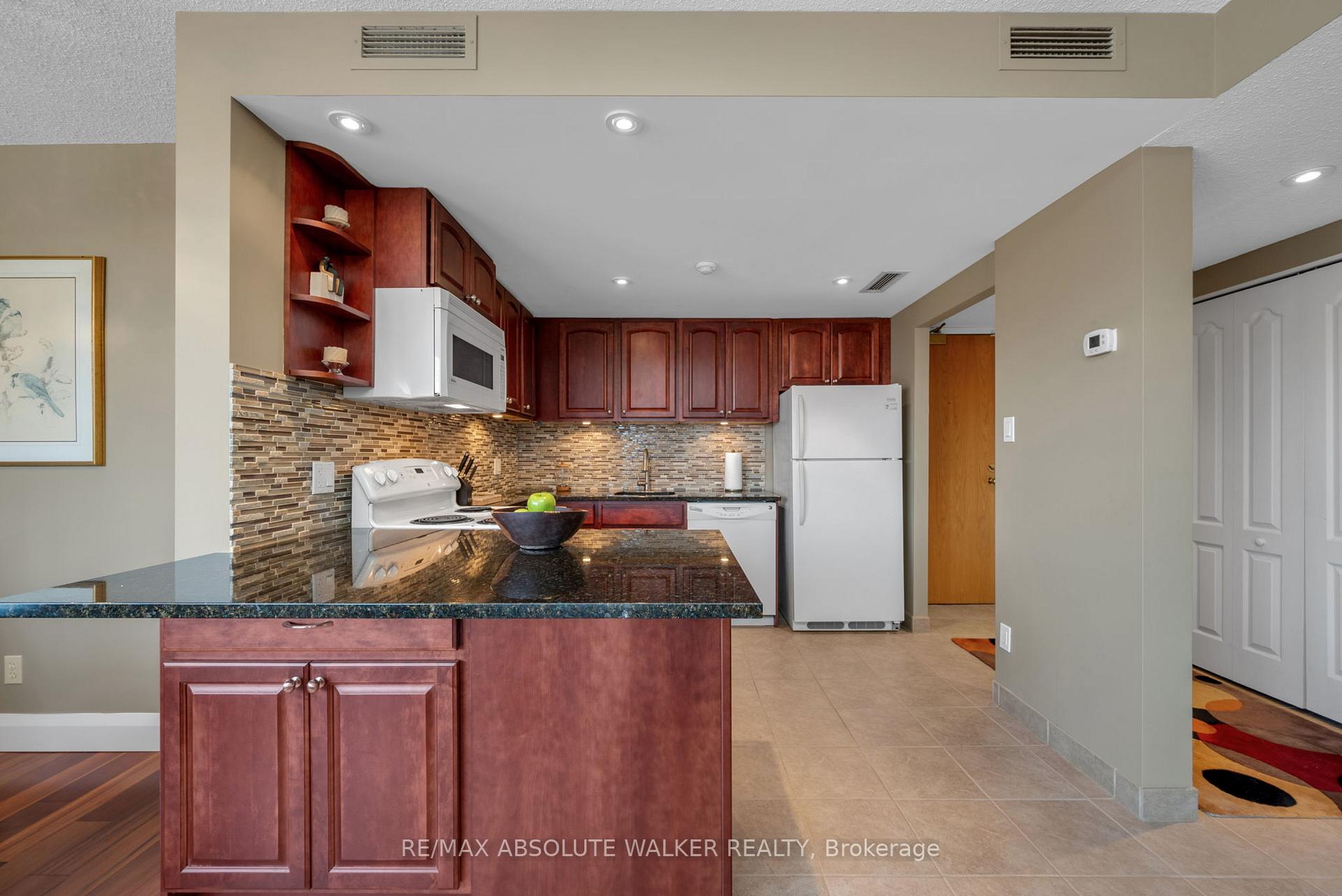Photo 5 of Unit 401, 317 Metcalfe Street, Ottawa, Ottawa Centre — HOMEH