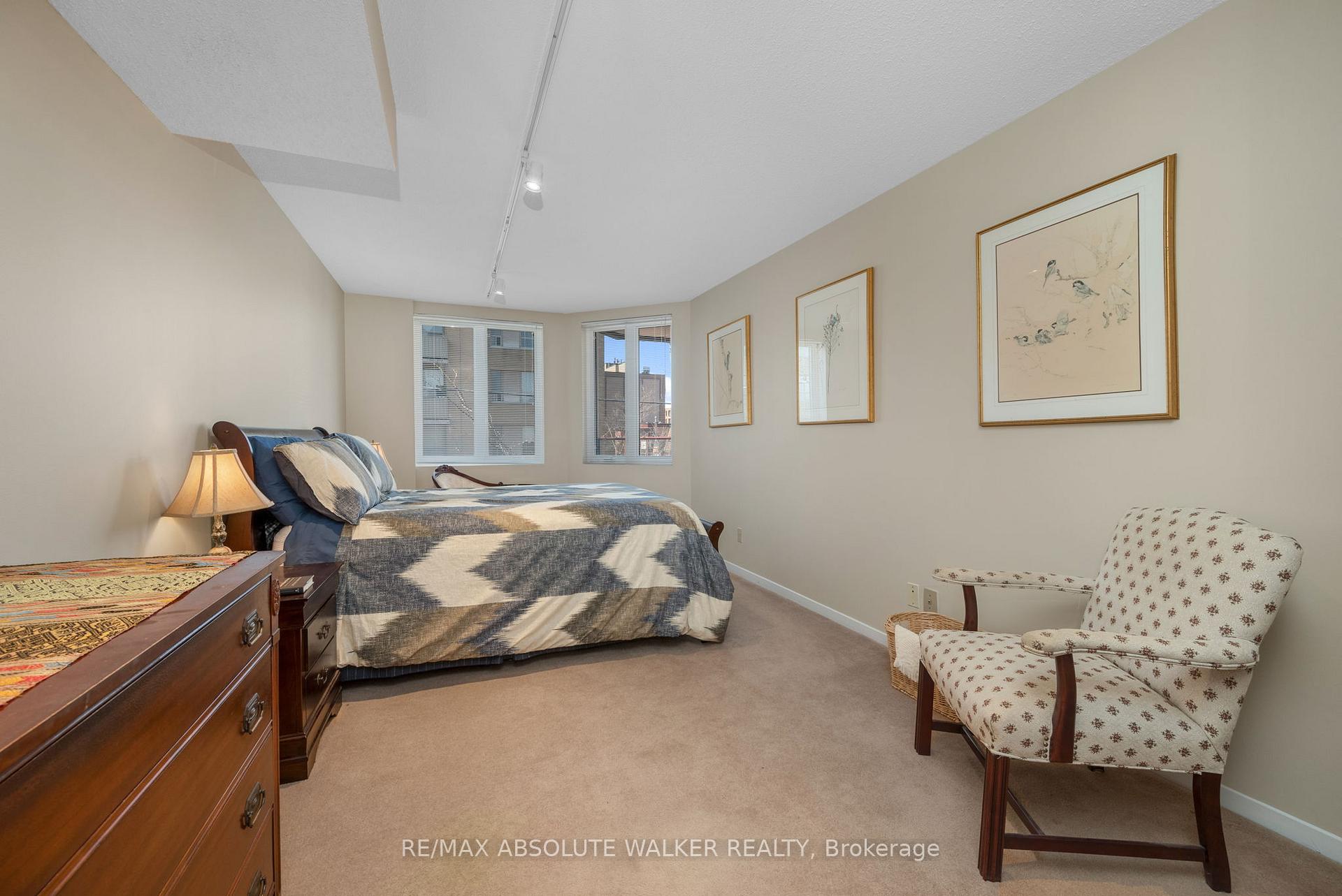 Photo 13 of Unit 401, 317 Metcalfe Street, Ottawa, Ottawa Centre — HOMEH