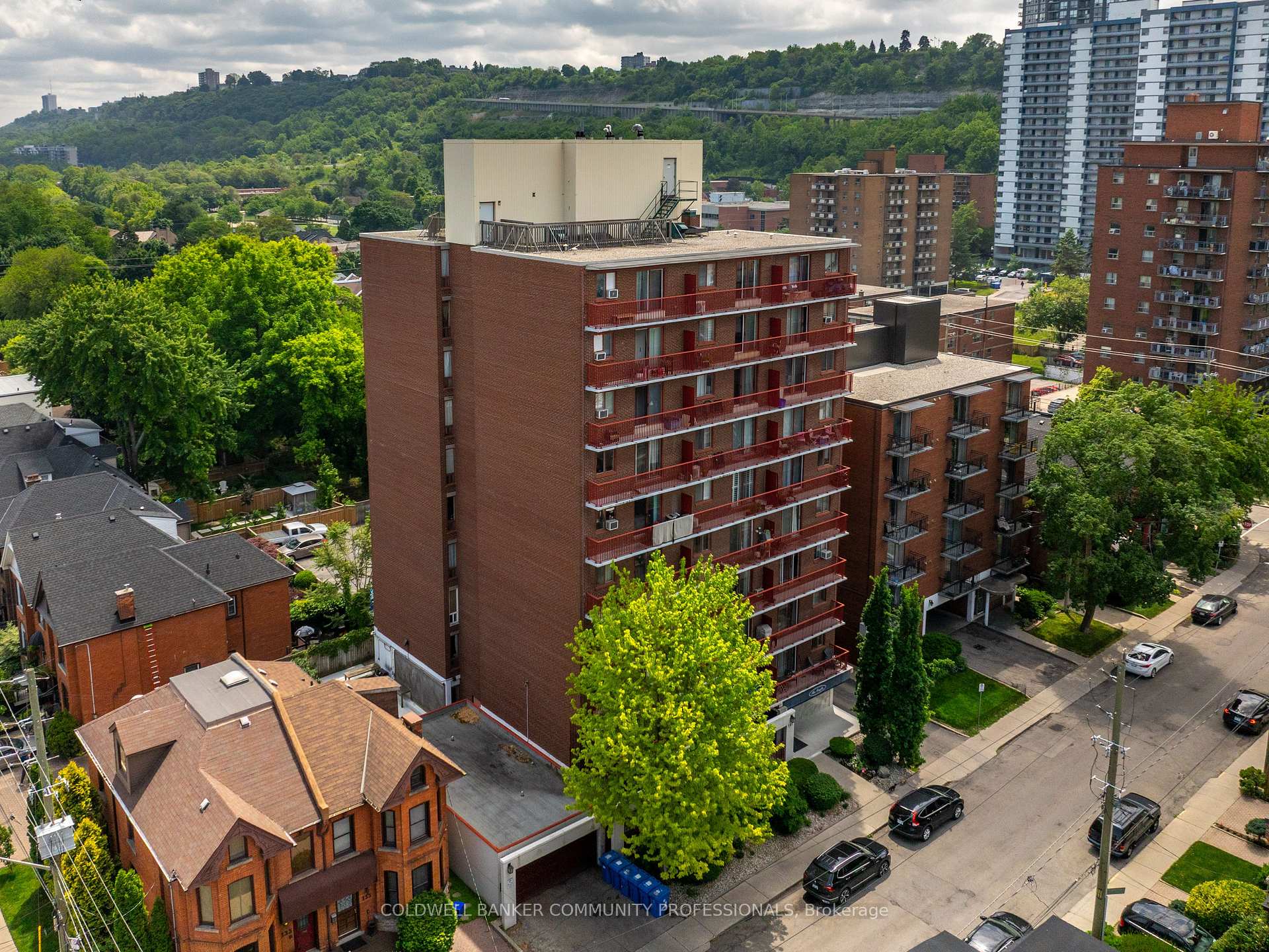 Photo 1 of Unit 806, 141 Catharine Street S, Hamilton, Corktown — HOMEH