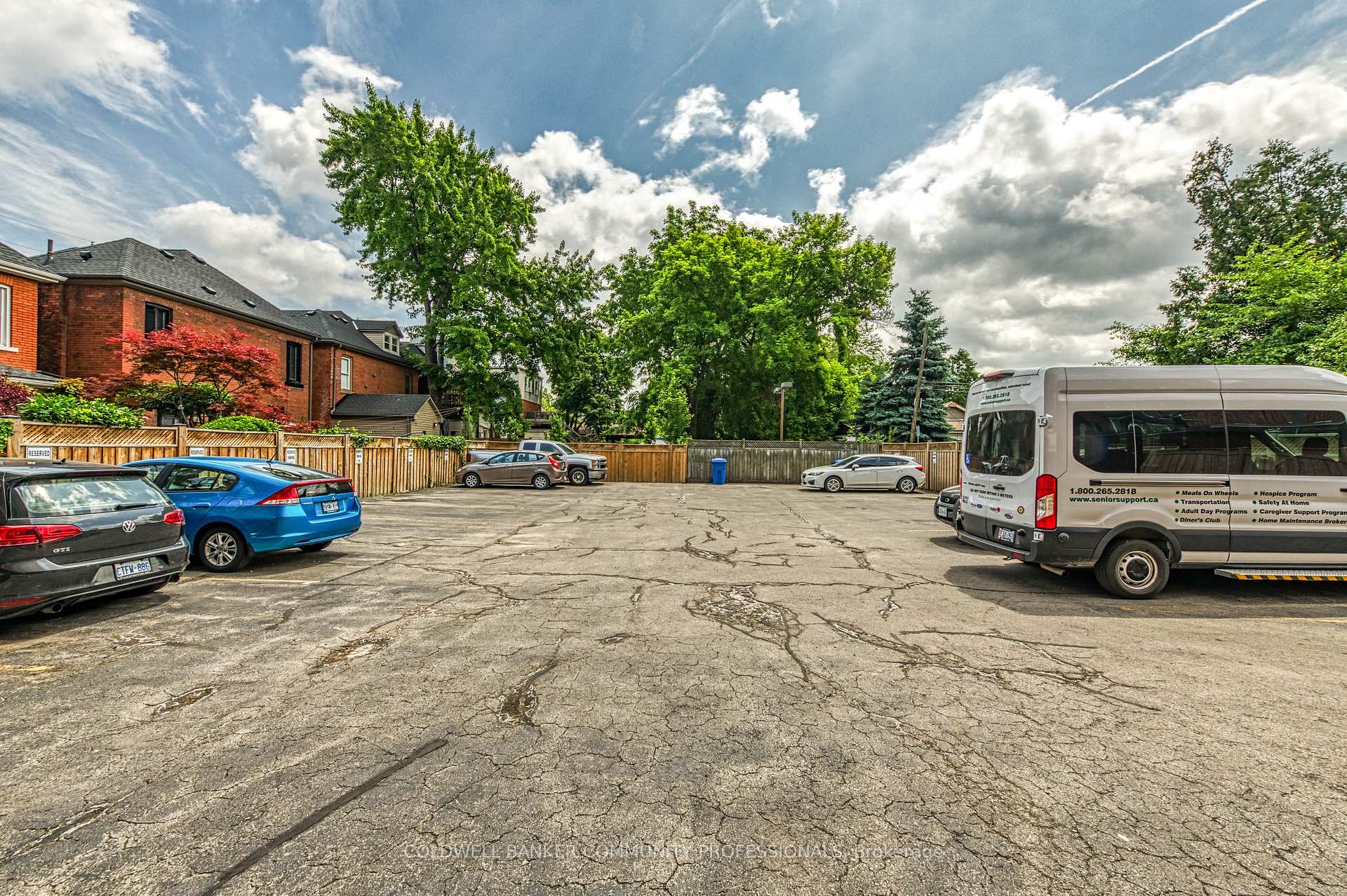 Photo 5 of Unit 806, 141 Catharine Street S, Hamilton, Corktown — HOMEH