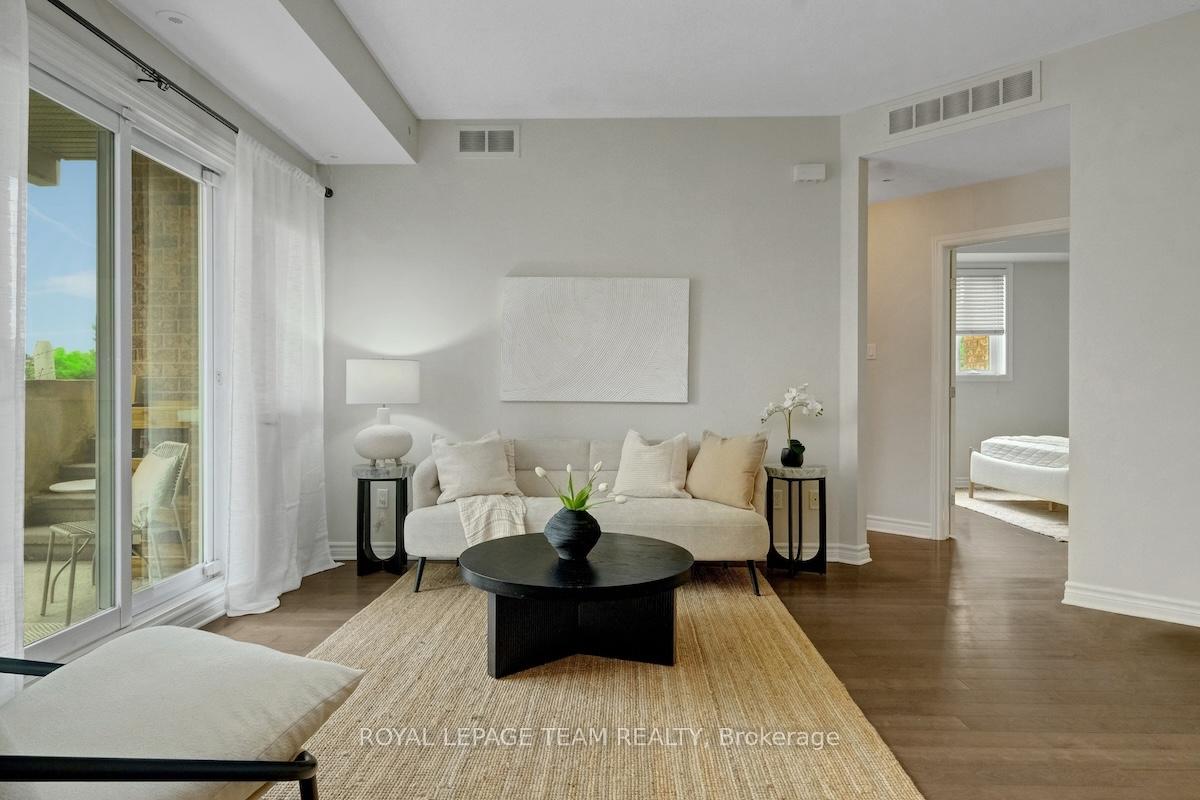 Photo 17 of Unit C, 221 Crestway Drive, Ottawa, Barrhaven East — HOMEH