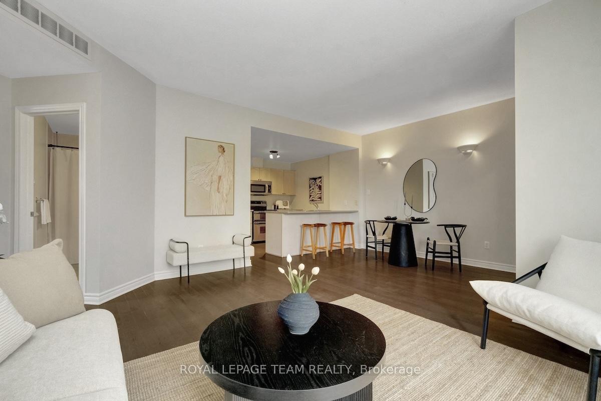 Photo 21 of Unit C, 221 Crestway Drive, Ottawa, Barrhaven East — HOMEH