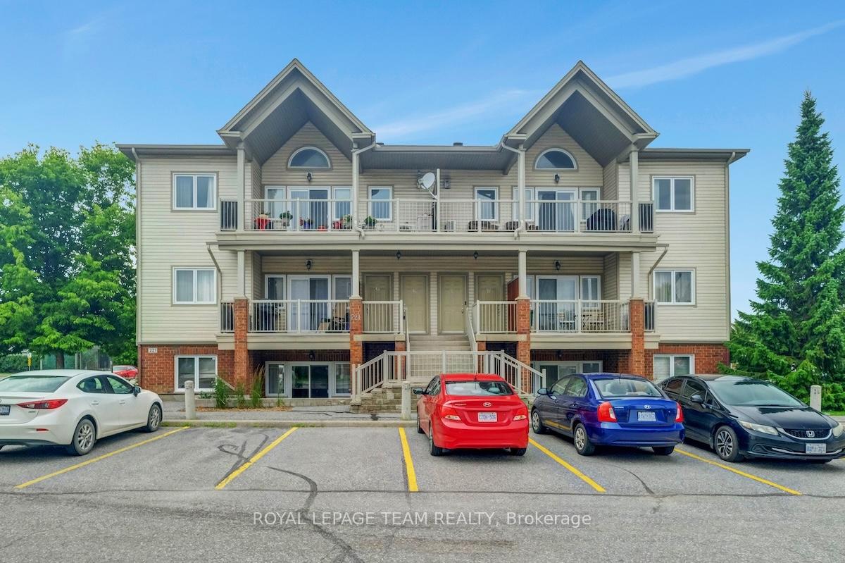 Photo 34 of Unit C, 221 Crestway Drive, Ottawa, Barrhaven East — HOMEH