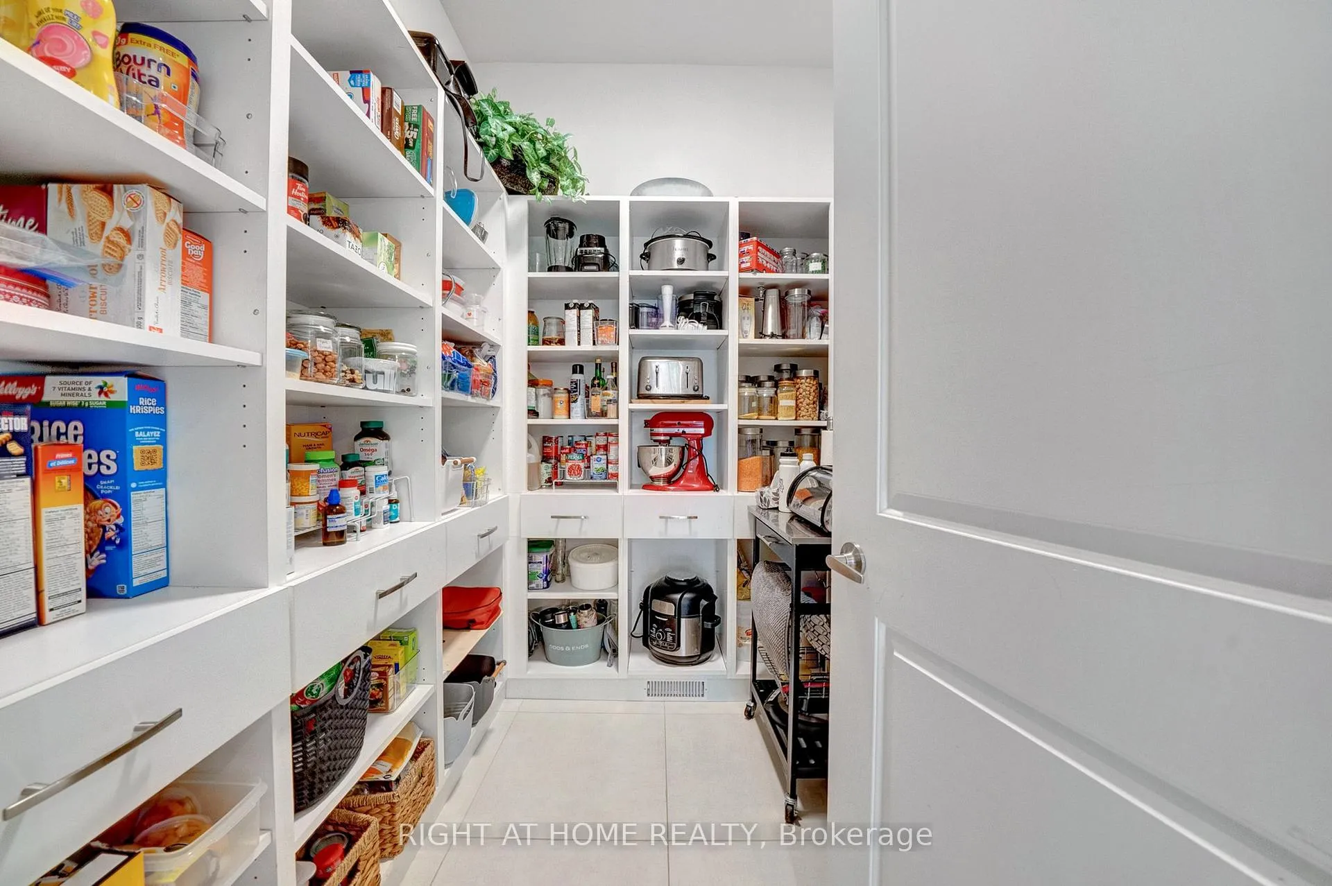 Photo 13 of 3634 Old Scugog Road, Clarington, Bowmanville — HOMEH