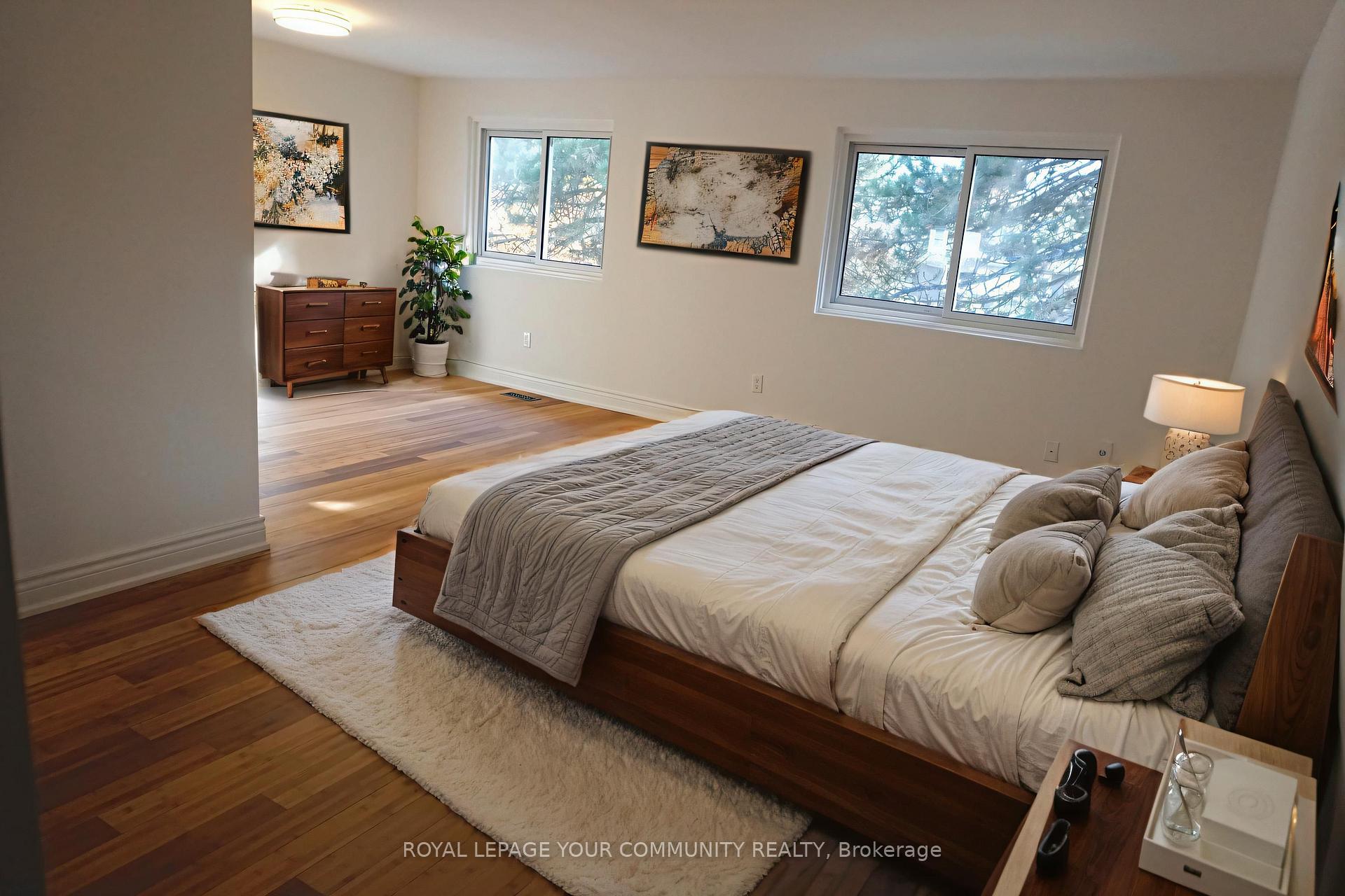 Photo 10 of 39 Knightsbridge Way, Markham, Markham Village — HOMEH