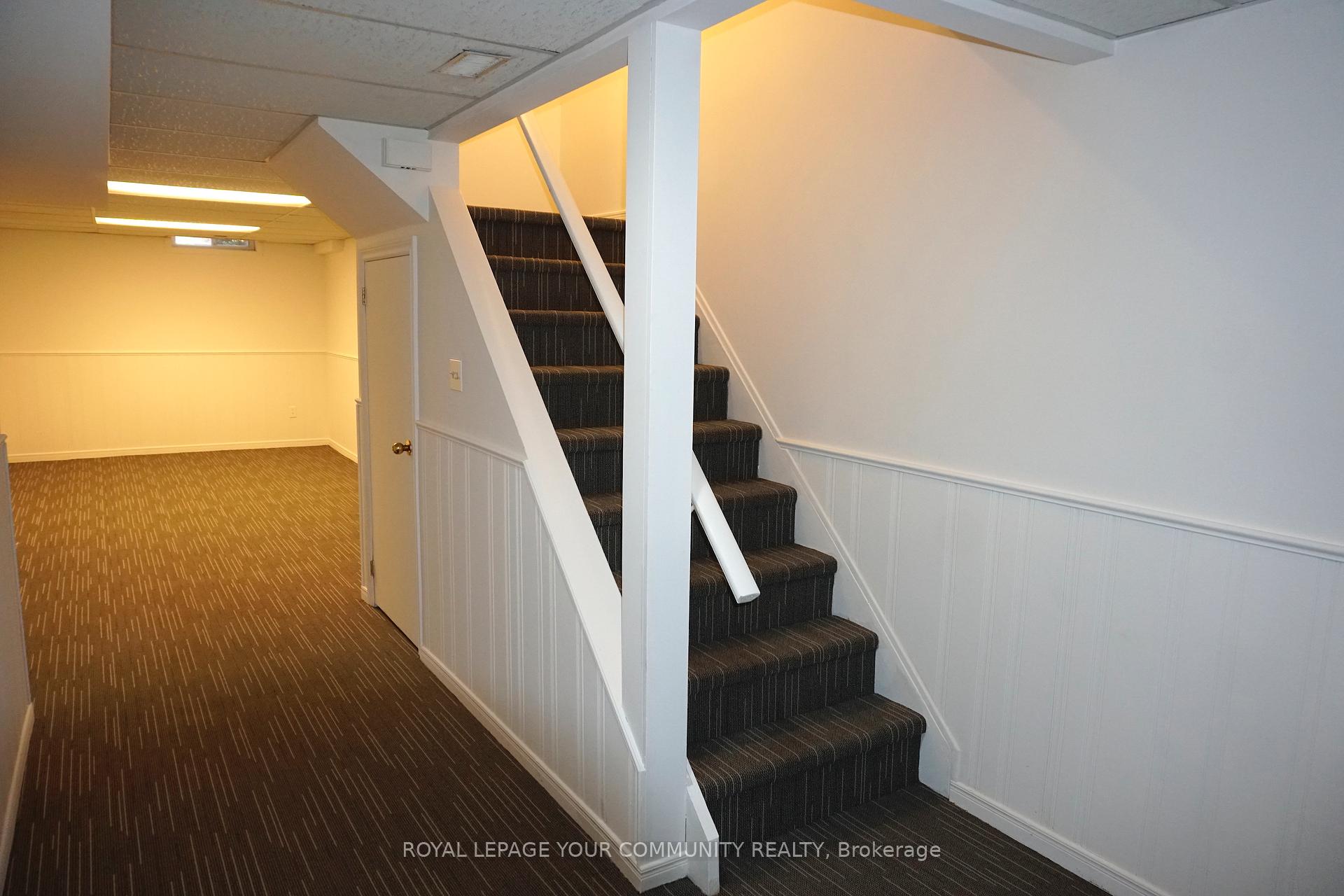 Photo 16 of 39 Knightsbridge Way, Markham, Markham Village — HOMEH