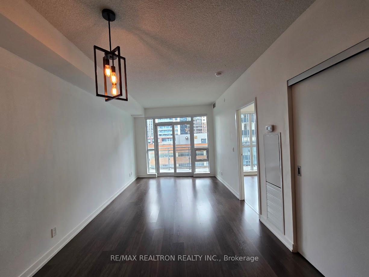 Photo 10 of Unit 803, 89 Dunfield Avenue, Toronto, Mount Pleasant West — HOMEH