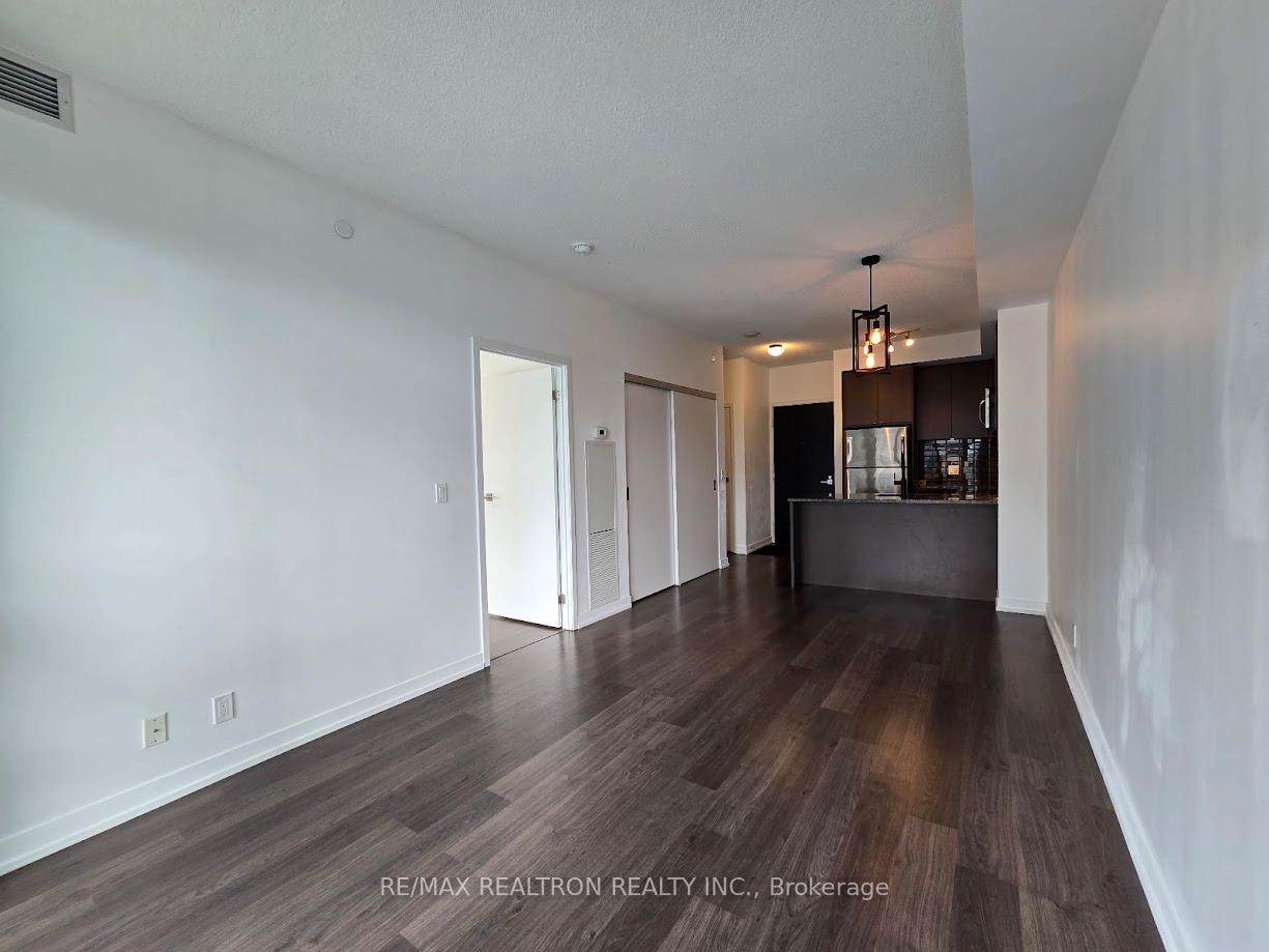 Photo 13 of Unit 803, 89 Dunfield Avenue, Toronto, Mount Pleasant West — HOMEH