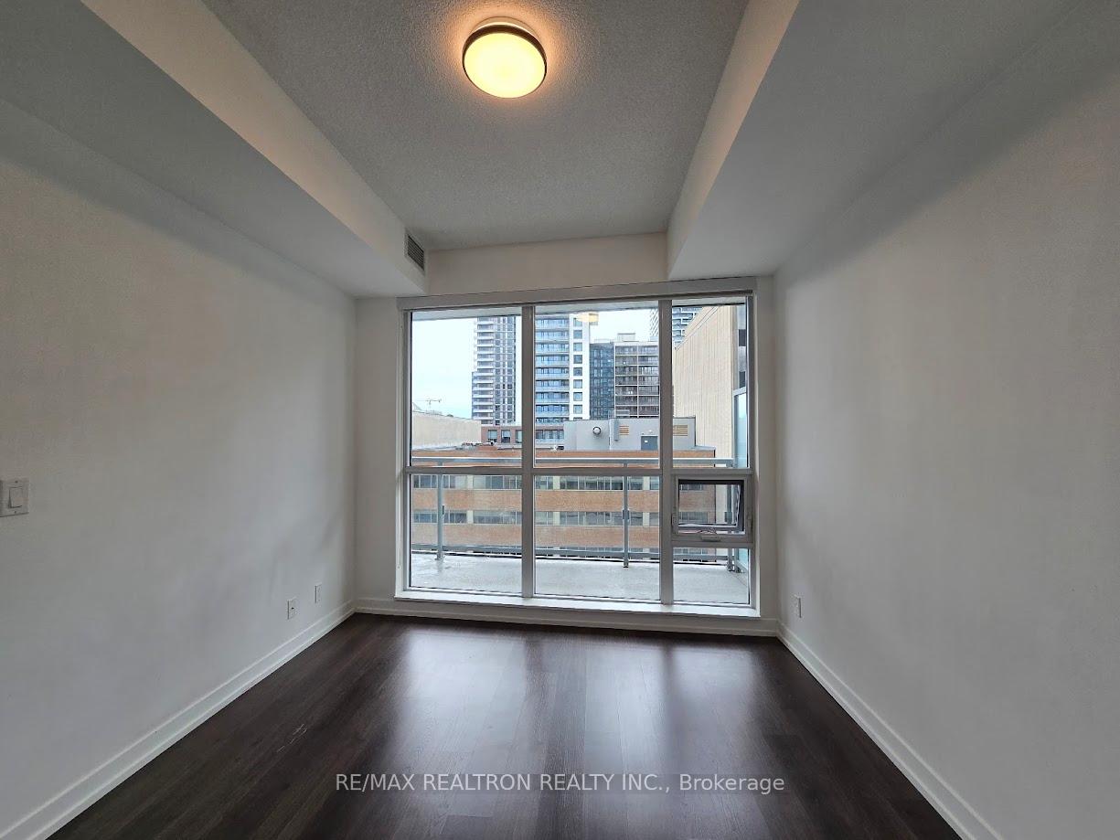 Photo 15 of Unit 803, 89 Dunfield Avenue, Toronto, Mount Pleasant West — HOMEH
