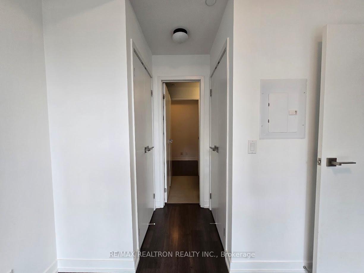 Photo 17 of Unit 803, 89 Dunfield Avenue, Toronto, Mount Pleasant West — HOMEH