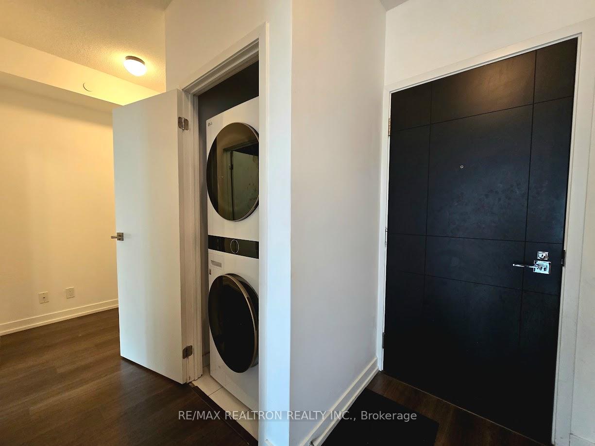 Photo 21 of Unit 803, 89 Dunfield Avenue, Toronto, Mount Pleasant West — HOMEH