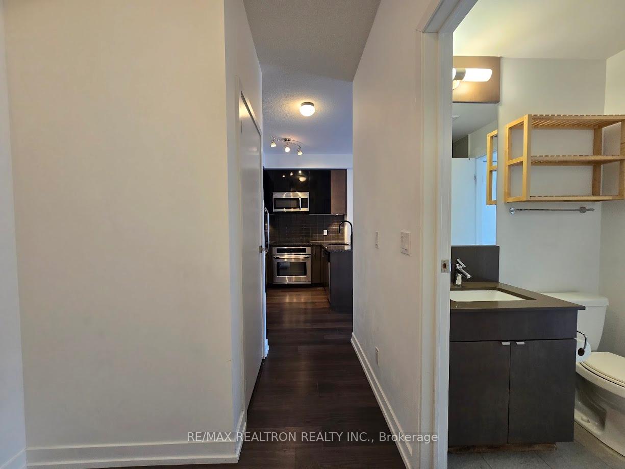 Photo 24 of Unit 803, 89 Dunfield Avenue, Toronto, Mount Pleasant West — HOMEH