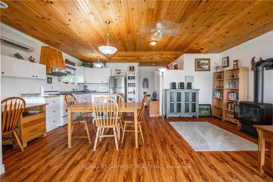 Photo 11 of 2399 Lakeshore Road, Haldimand, Dunnville — HOMEH