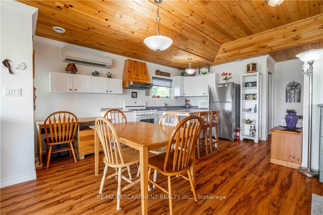 Photo 13 of 2399 Lakeshore Road, Haldimand, Dunnville — HOMEH