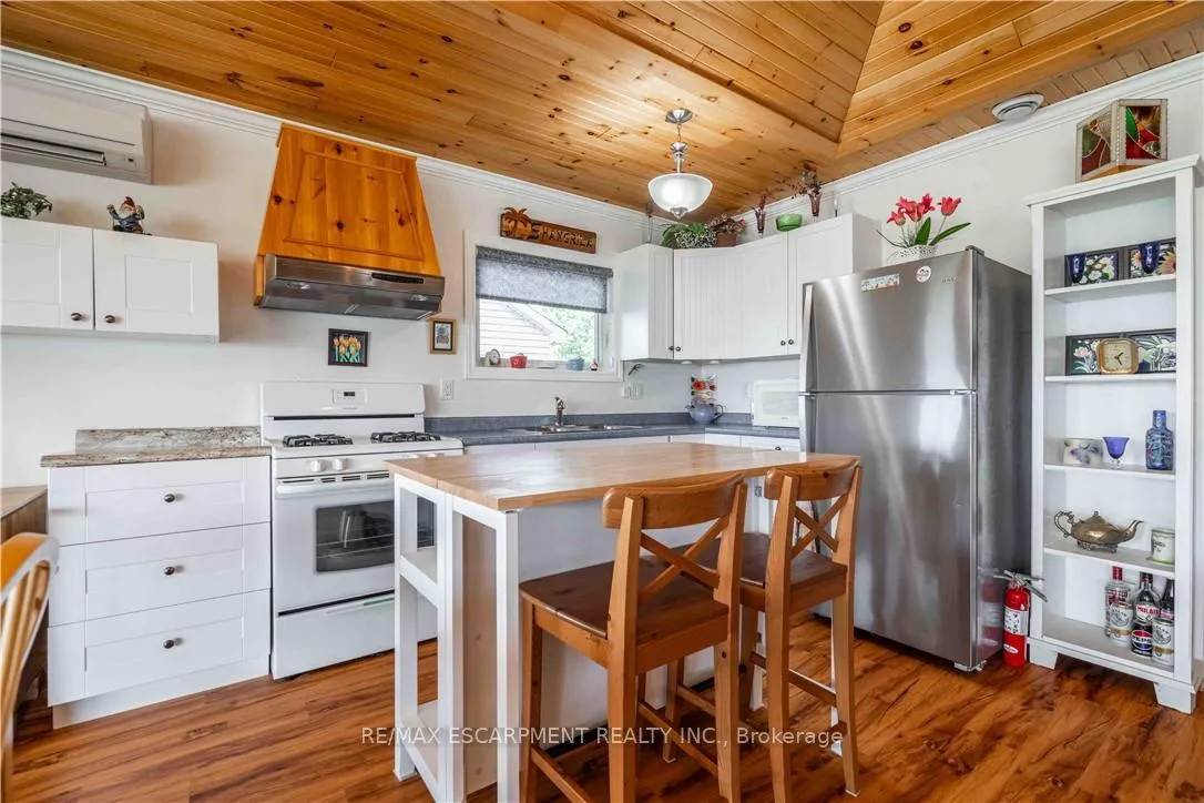 Photo 20 of 2399 Lakeshore Road, Haldimand, Dunnville — HOMEH