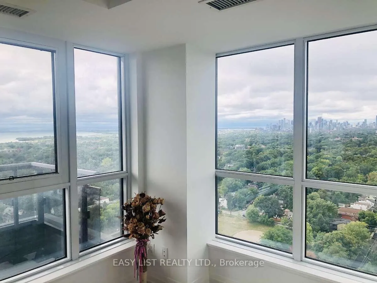 Photo 3 of Unit 2708, 286 Main Street, Toronto, East End-Danforth — HOMEH