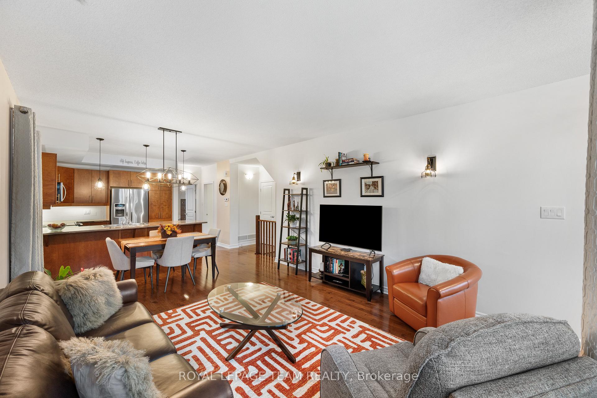 Photo 8 of Unit 51, 117 Poplin Street, Ottawa, Riverside South/Gloucester Glen — HOMEH