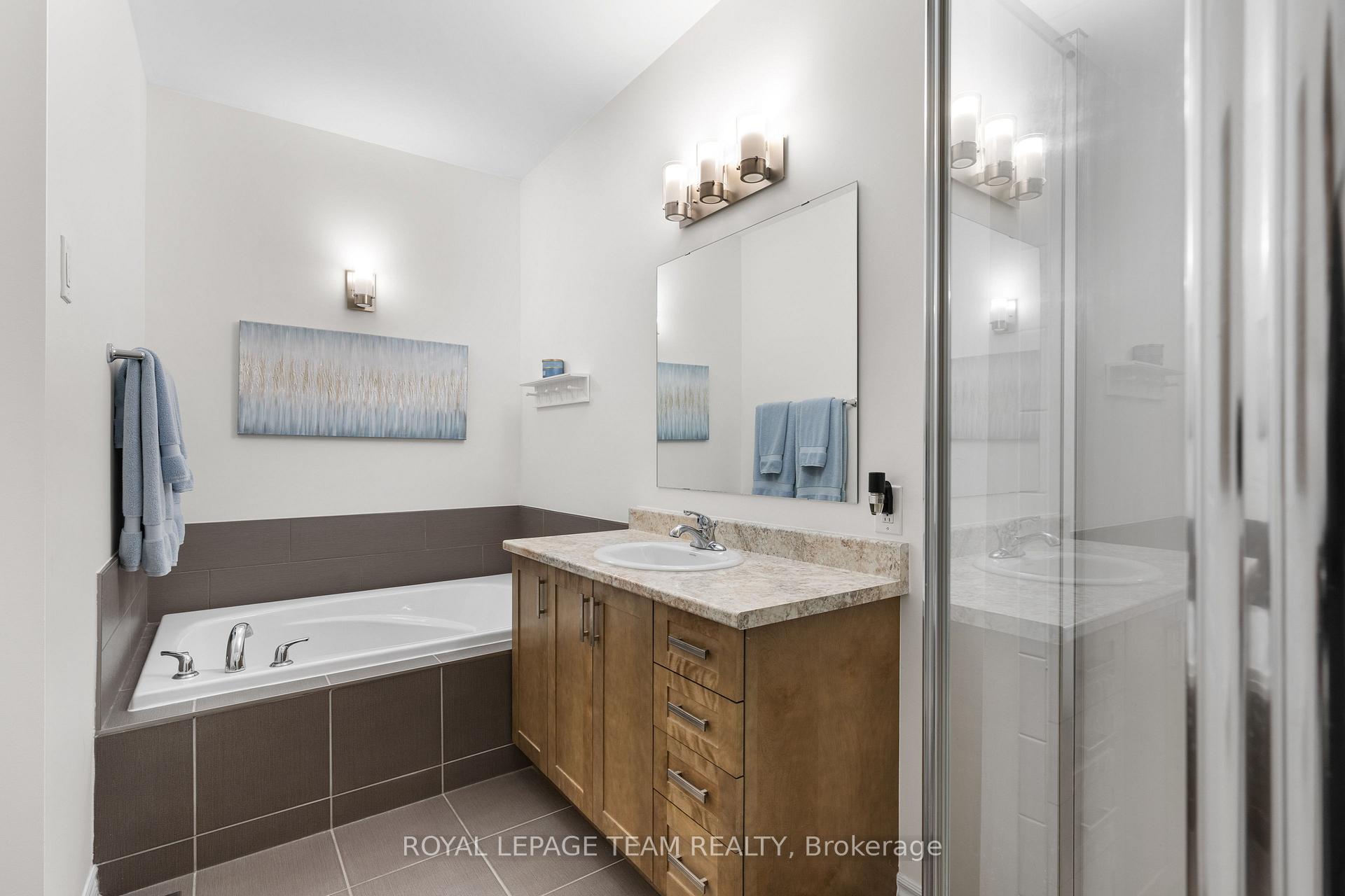 Photo 19 of Unit 51, 117 Poplin Street, Ottawa, Riverside South/Gloucester Glen — HOMEH