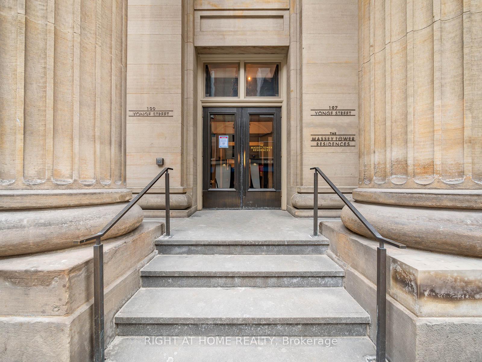 Photo 7 of Unit 5607, 197 Yonge Street, Toronto, Church-Yonge Corridor — HOMEH