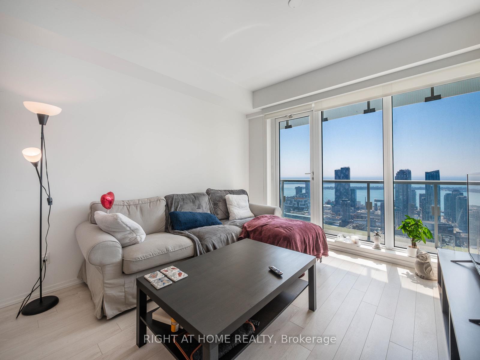 Photo 23 of Unit 5607, 197 Yonge Street, Toronto, Church-Yonge Corridor — HOMEH