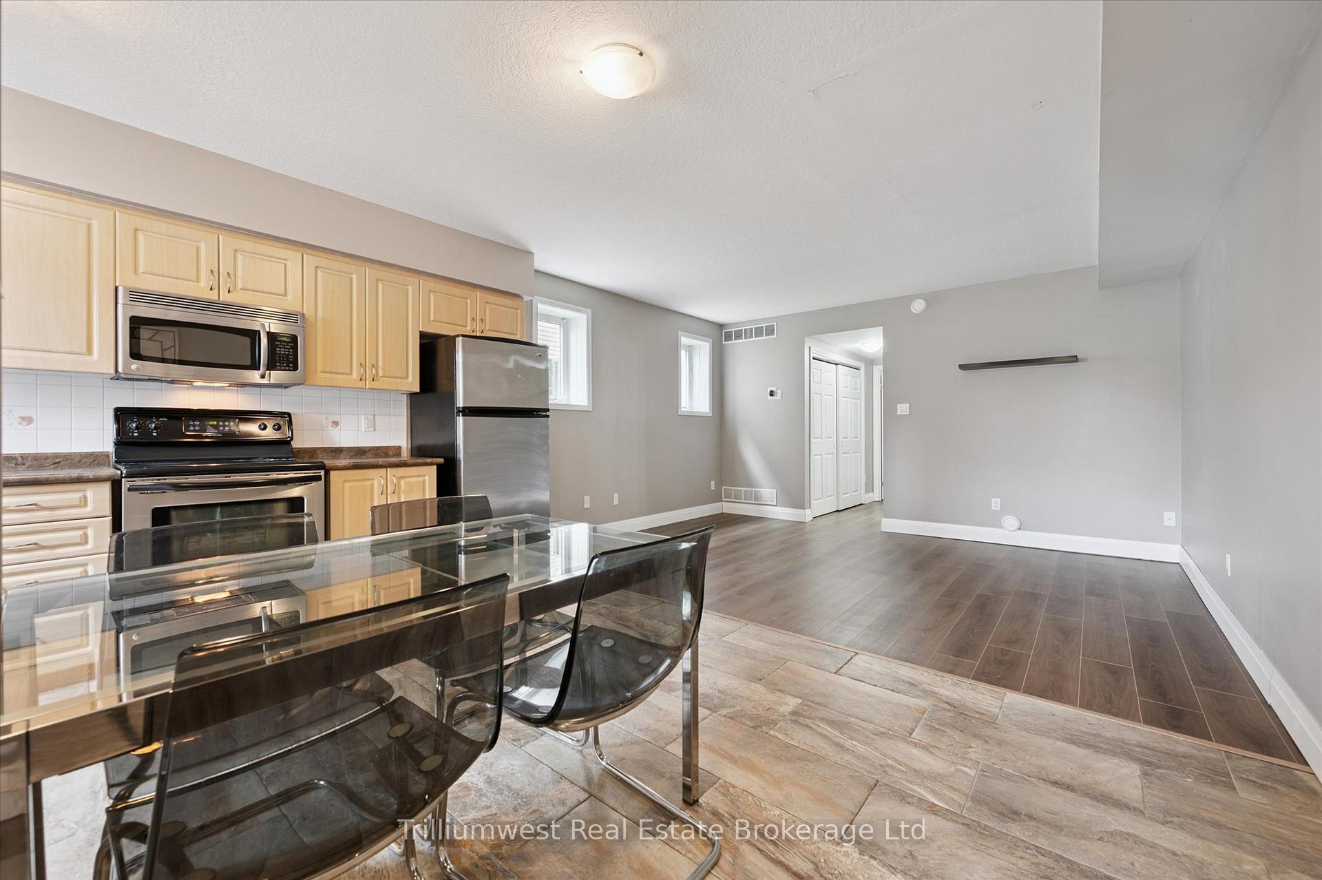 Photo 6 of Unit 19C, 50 Howe Drive, Kitchener — HOMEH