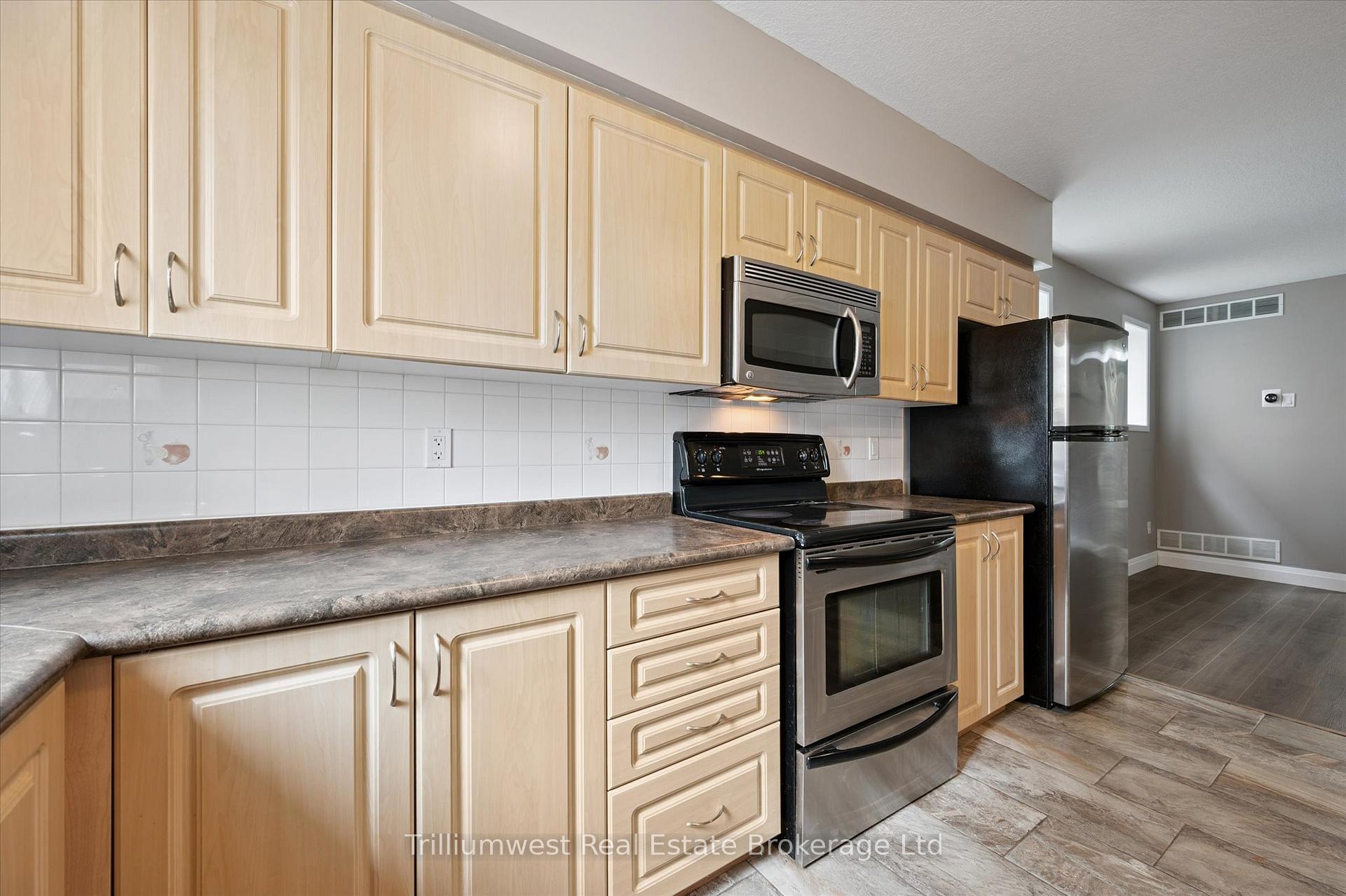 Photo 16 of Unit 19C, 50 Howe Drive, Kitchener — HOMEH