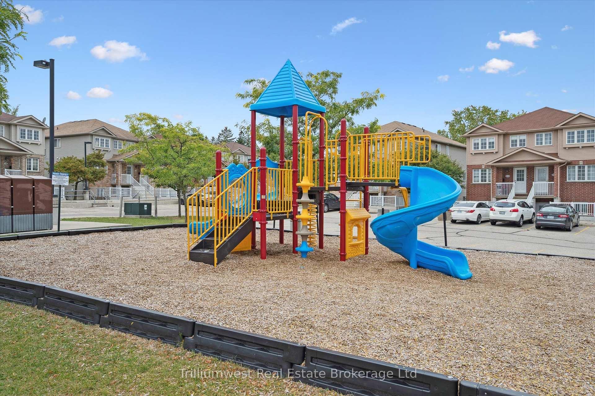 Photo 24 of Unit 19C, 50 Howe Drive, Kitchener — HOMEH
