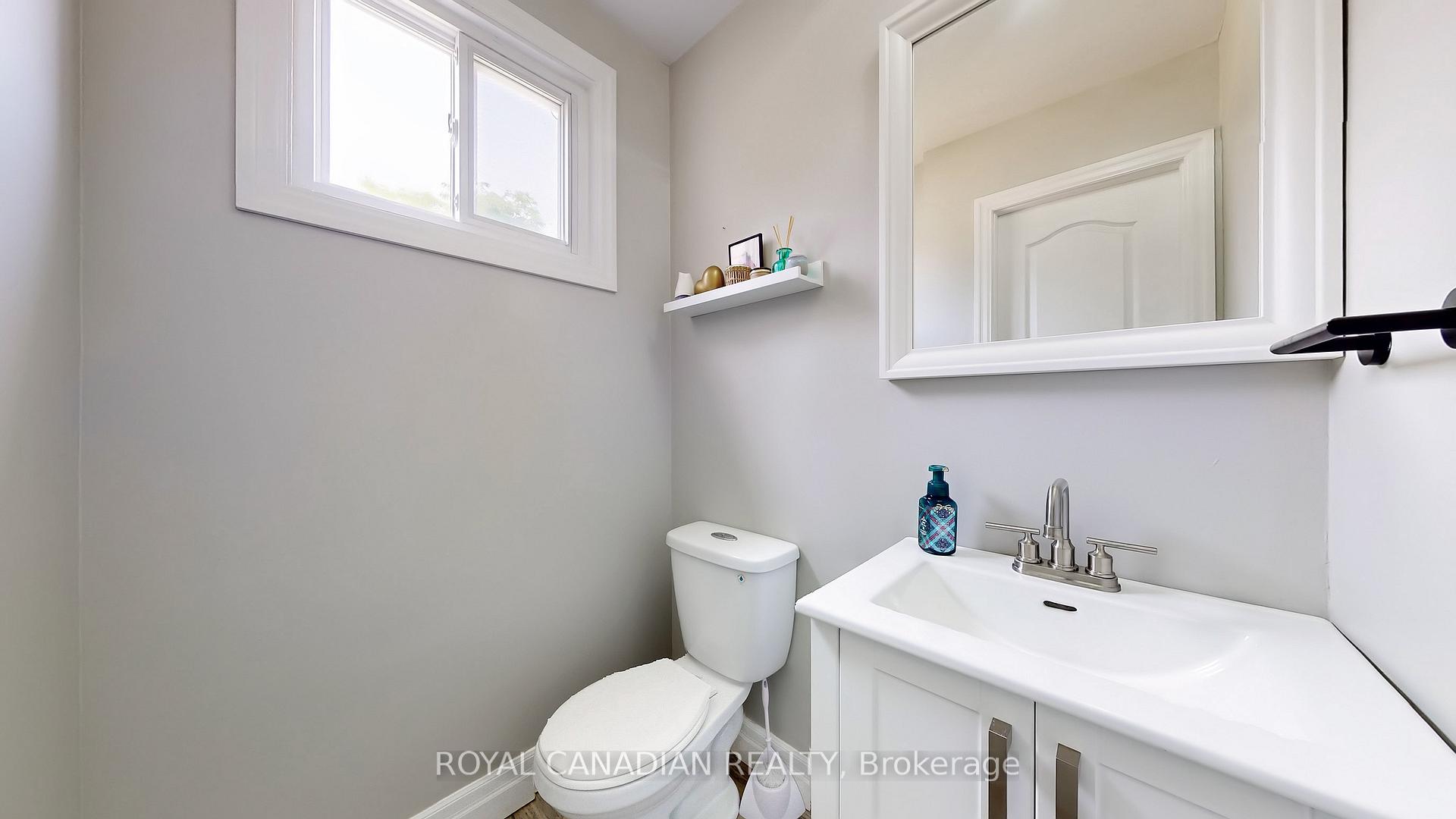Photo 11 of Unit 119, 100 Quigley Road, Hamilton, Vincent — HOMEH