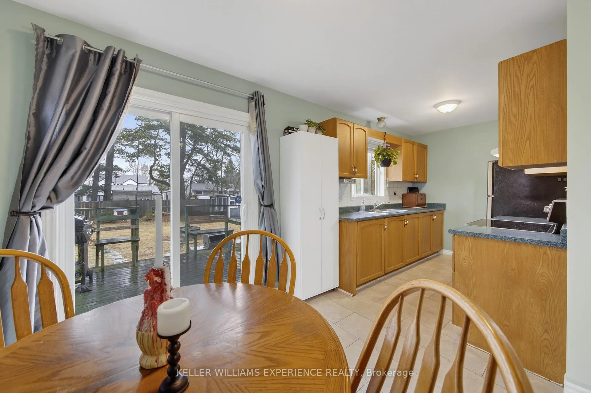 Photo 9 of 125 Simcoe Street, Essa, Angus — HOMEH
