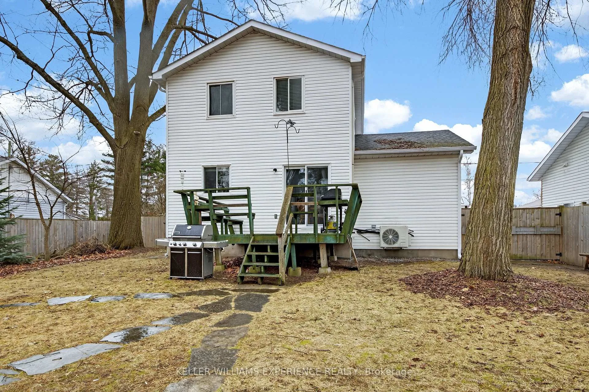 Photo 19 of 125 Simcoe Street, Essa, Angus — HOMEH