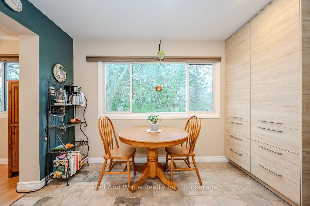 Photo 5 of Unit 12, 30 Green Valley Drive, Kitchener — HOMEH