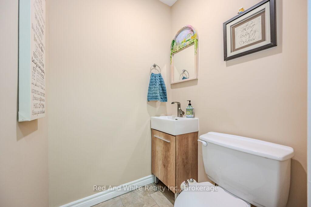 Photo 8 of Unit 12, 30 Green Valley Drive, Kitchener — HOMEH