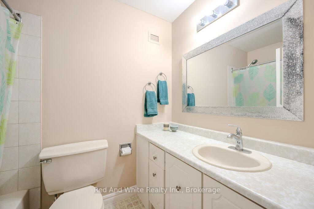 Photo 10 of Unit 12, 30 Green Valley Drive, Kitchener — HOMEH