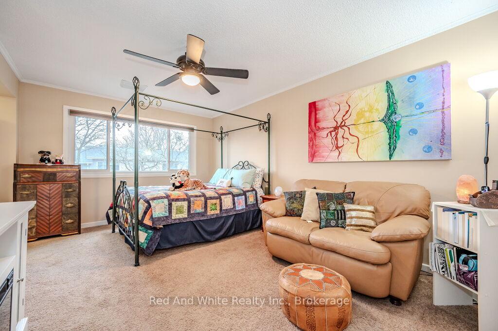 Photo 13 of Unit 12, 30 Green Valley Drive, Kitchener — HOMEH