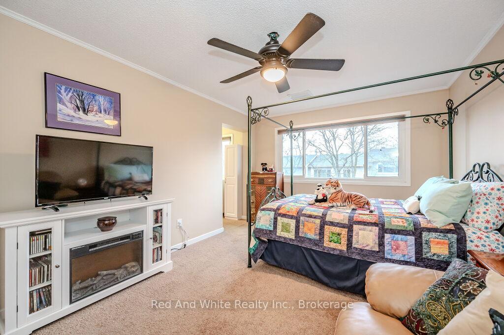 Photo 14 of Unit 12, 30 Green Valley Drive, Kitchener — HOMEH