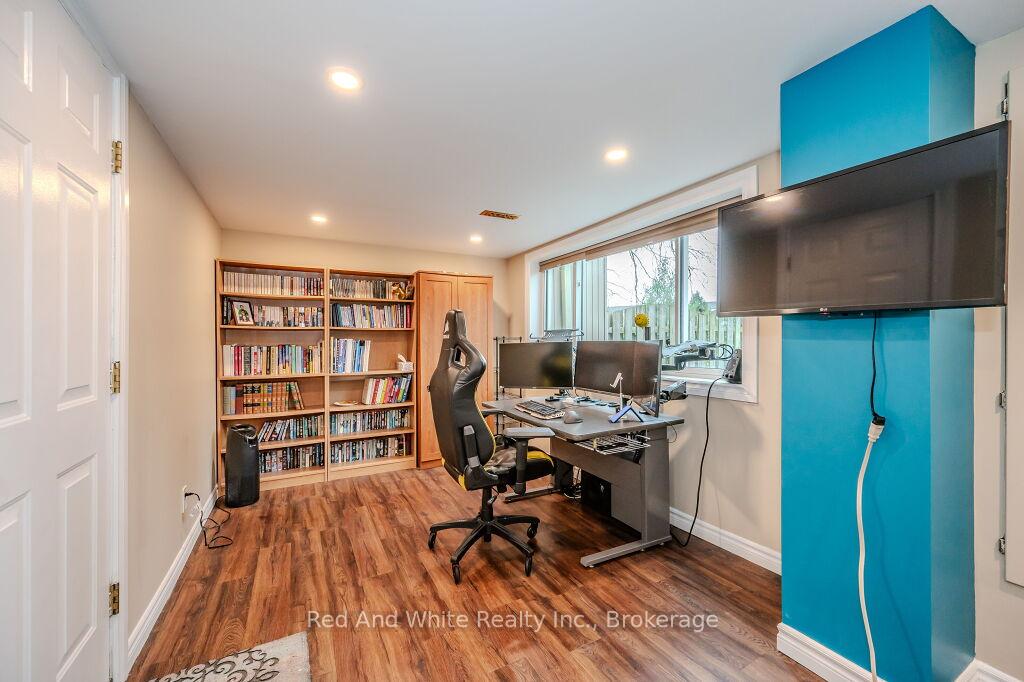 Photo 19 of Unit 12, 30 Green Valley Drive, Kitchener — HOMEH