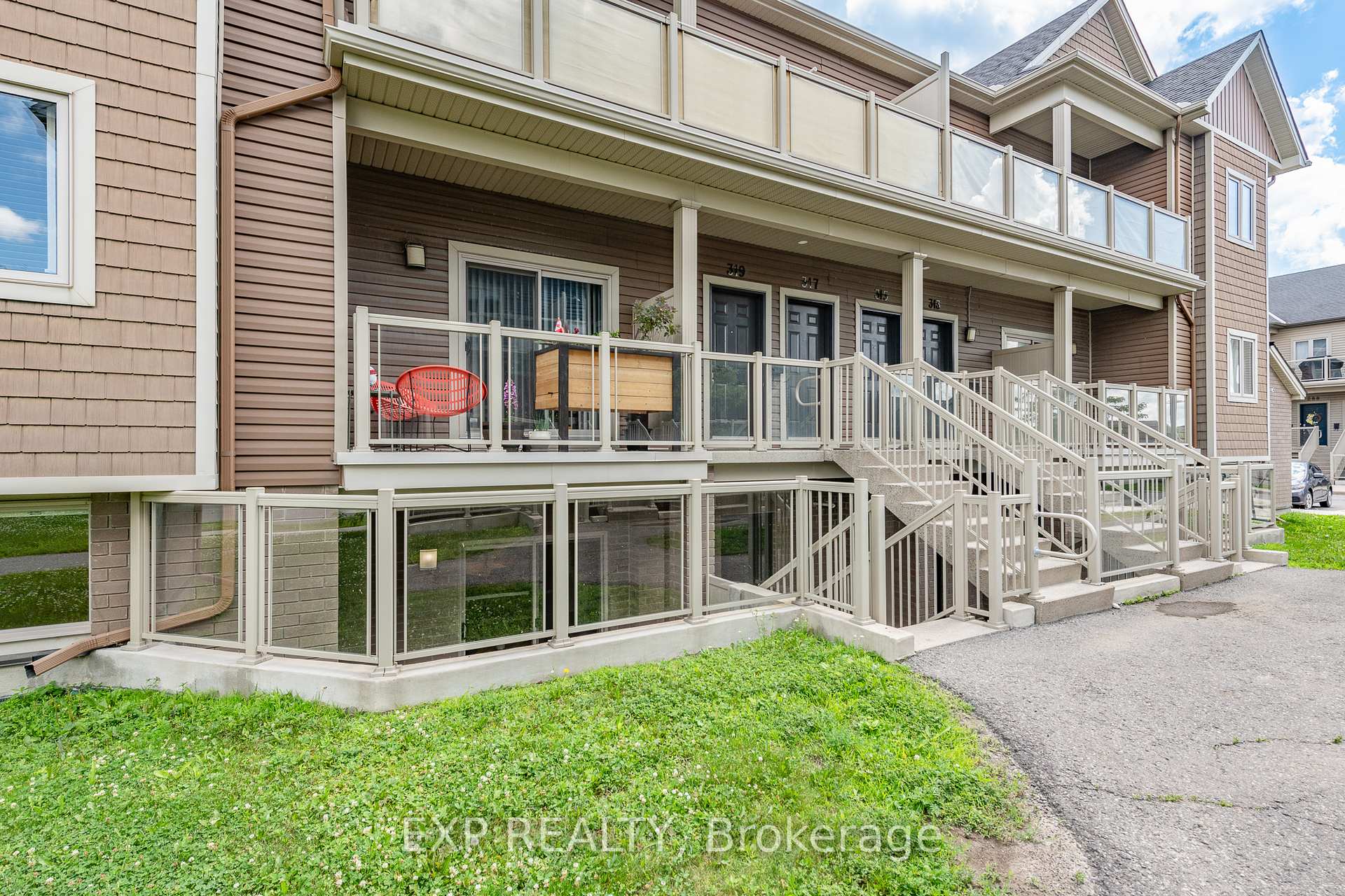 Photo 4 of 321 Big Sky Private, Ottawa, Leitrim — HOMEH