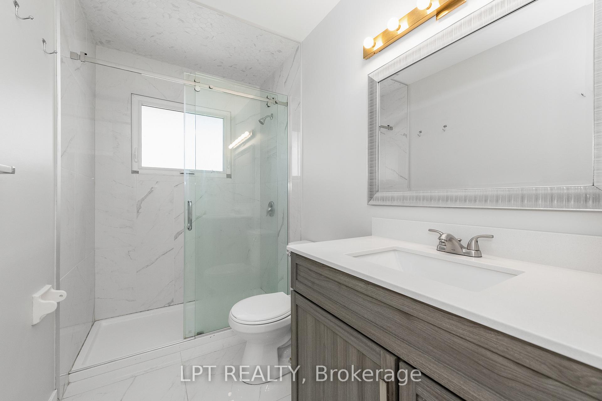 Photo 21 of 5 Attwood Crescent, Ottawa, City View/Skyline/Fisher Heights/Parkwood Hills — HOMEH
