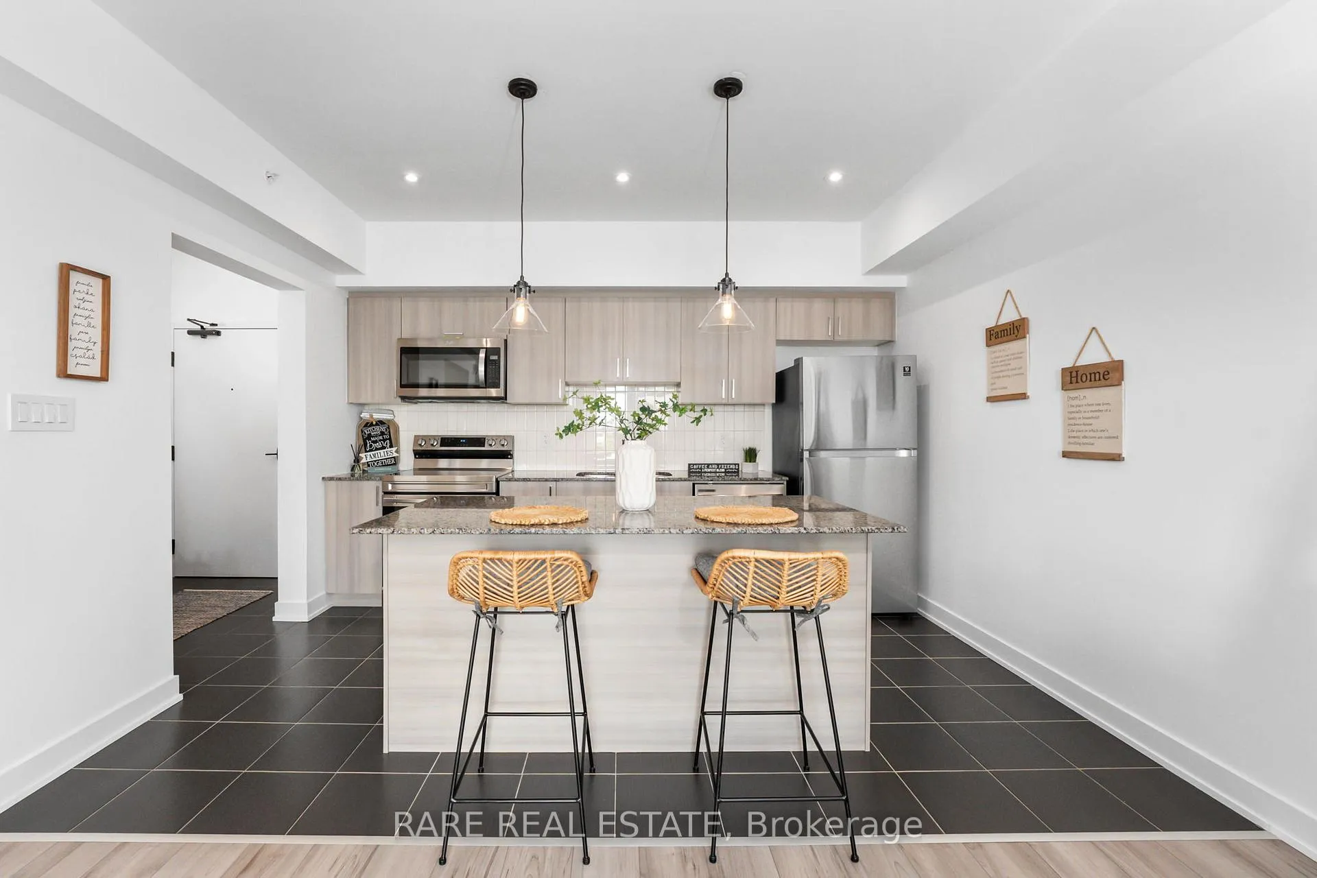 Photo 7 of Unit 506, 5 Chef Lane, Barrie, Rural Barrie Southeast — HOMEH