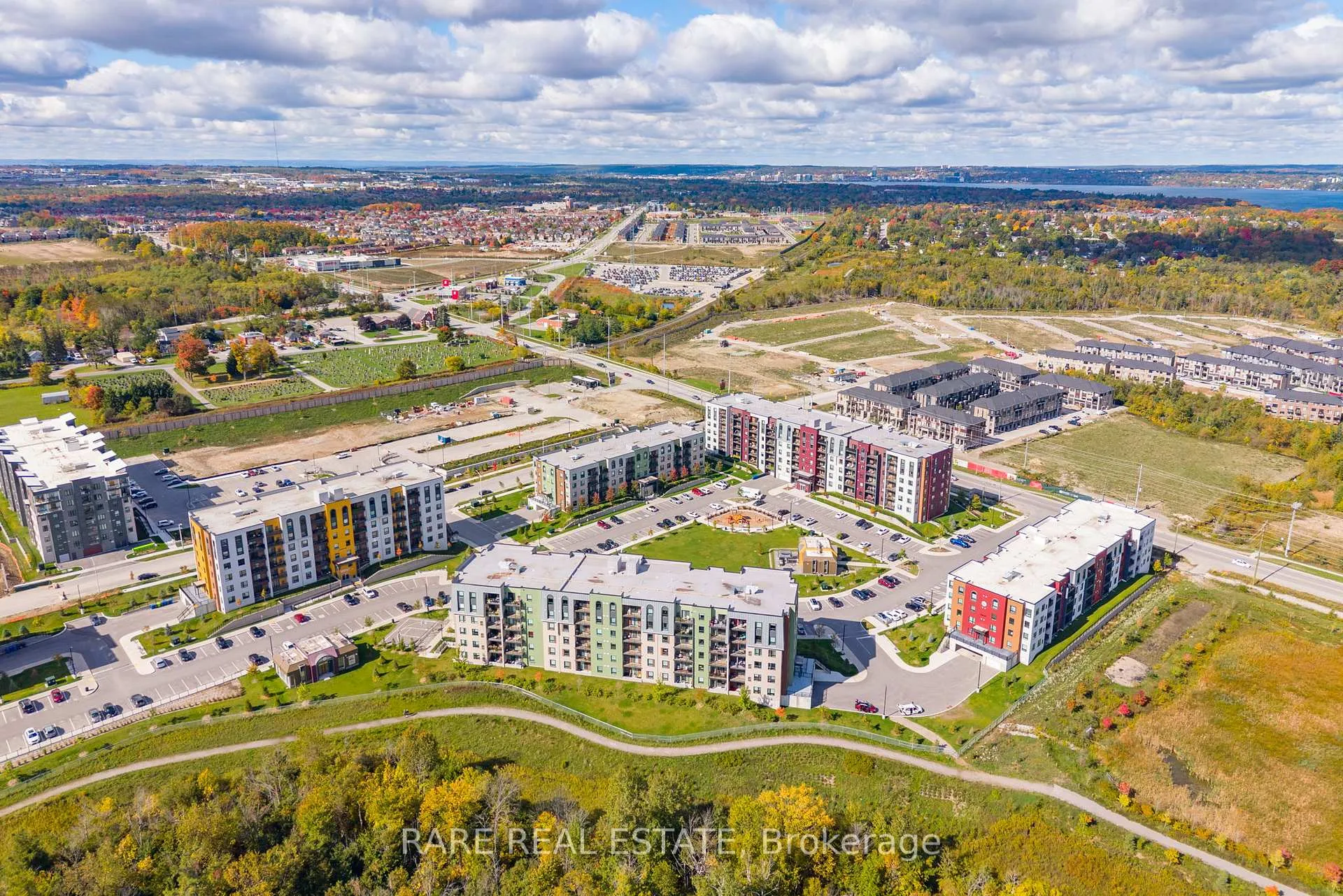 Photo 40 of Unit 506, 5 Chef Lane, Barrie, Rural Barrie Southeast — HOMEH