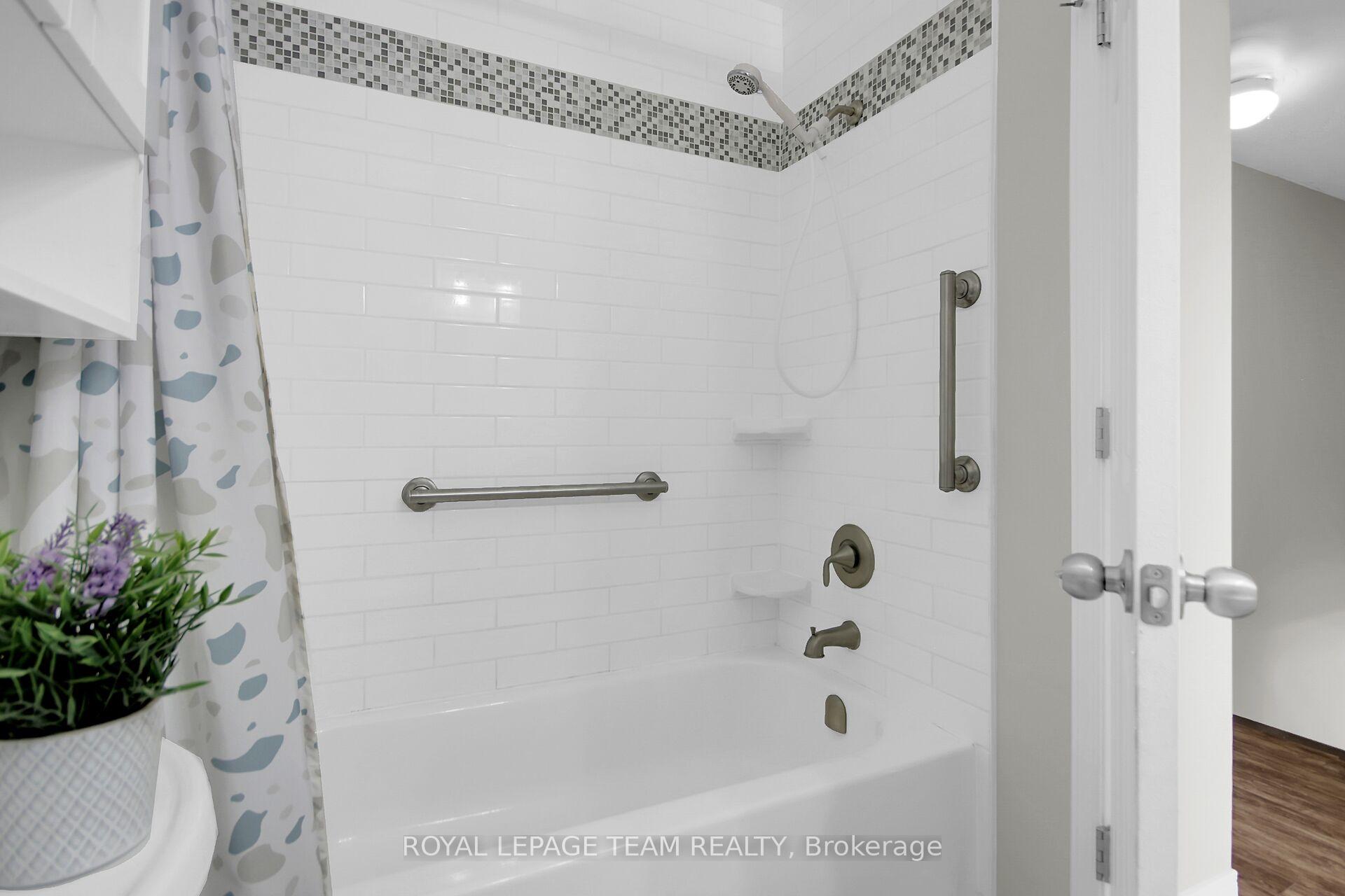 Photo 23 of Unit 204, 24 Townline Road W, Carleton Place — HOMEH