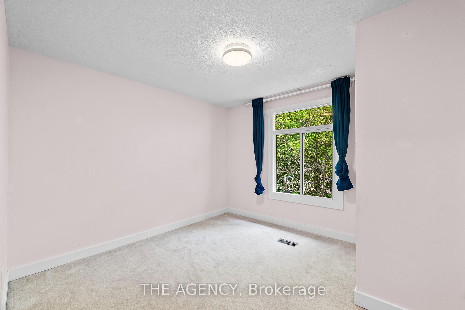 Photo 18 of 27 Wilsonview Avenue, Guelph, Dovercliffe Park/Old University — HOMEH