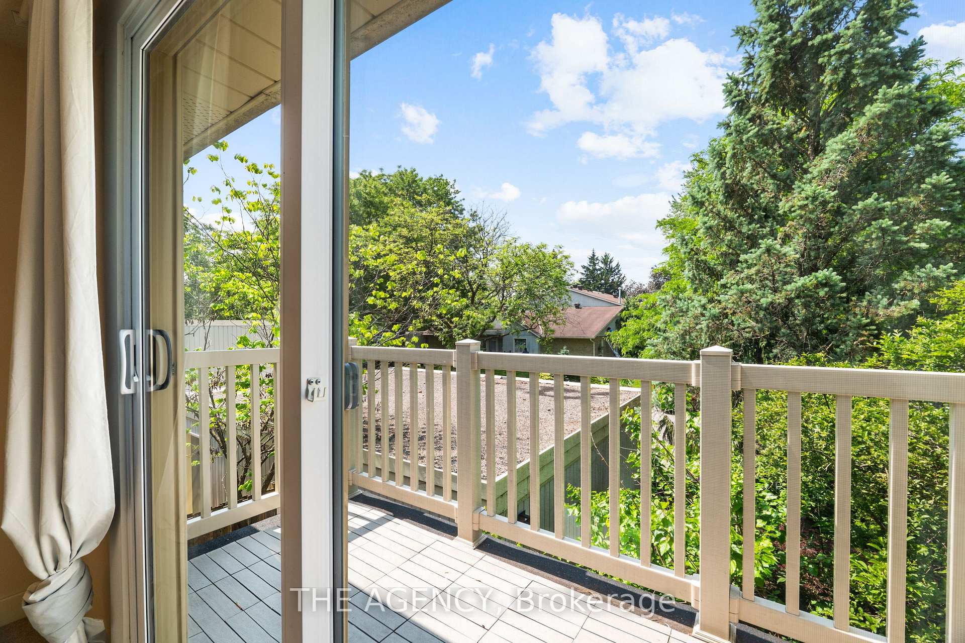 Photo 25 of 27 Wilsonview Avenue, Guelph, Dovercliffe Park/Old University — HOMEH