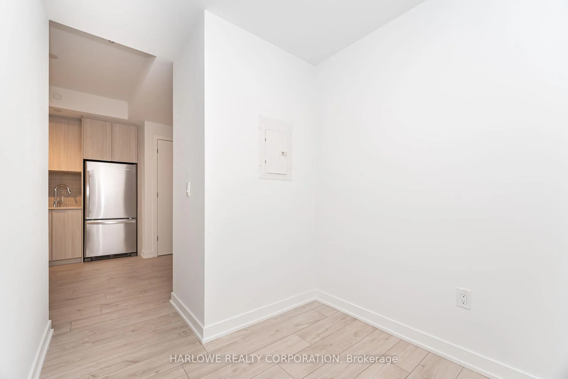 Photo 13 of Unit 305, 720 Whitlock Avenue, Milton, Cobban — HOMEH