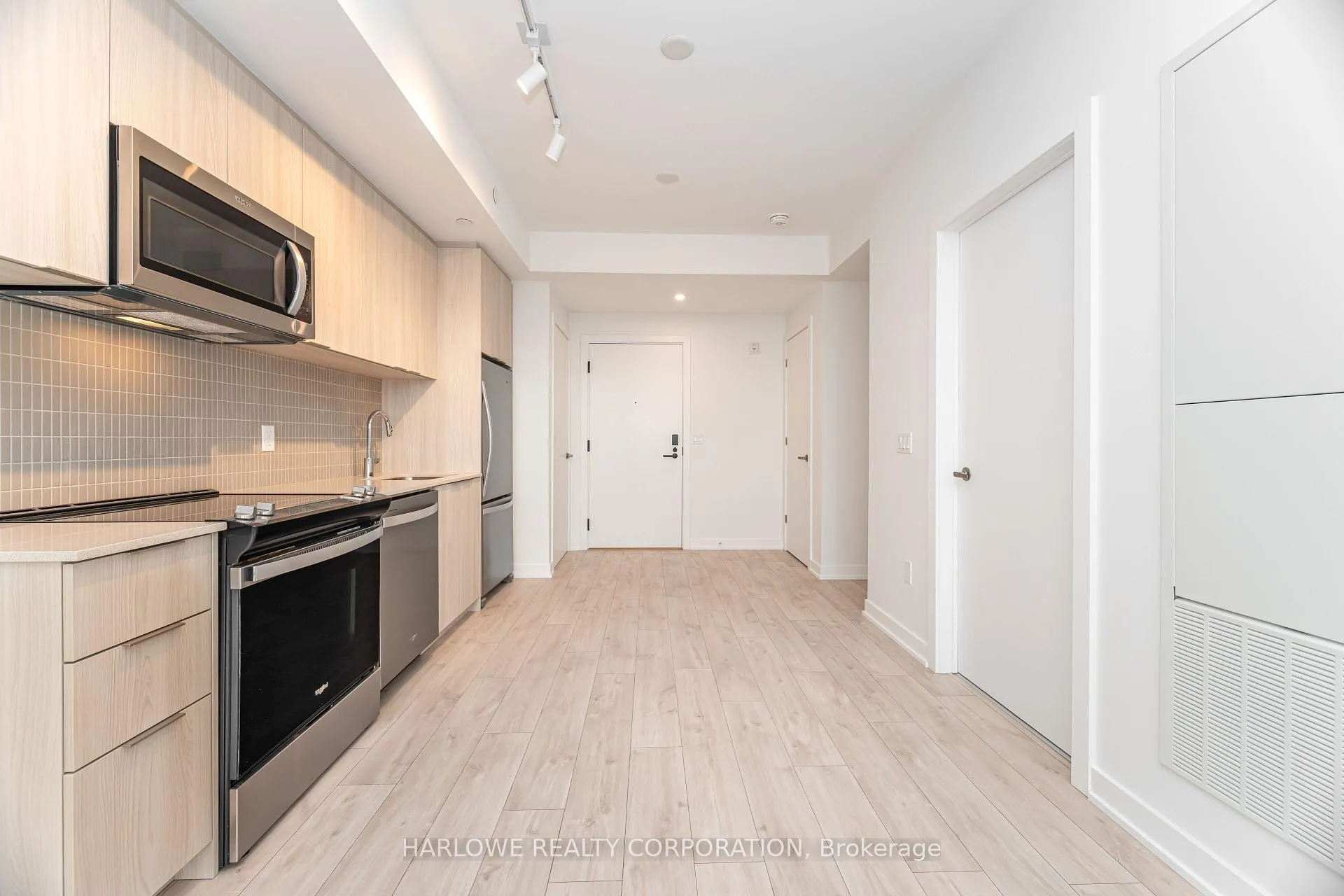 Photo 18 of Unit 305, 720 Whitlock Avenue, Milton, Cobban — HOMEH