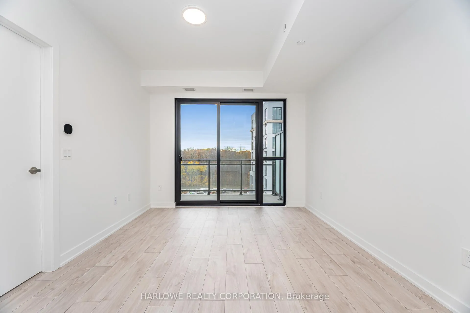 Photo 19 of Unit 305, 720 Whitlock Avenue, Milton, Cobban — HOMEH