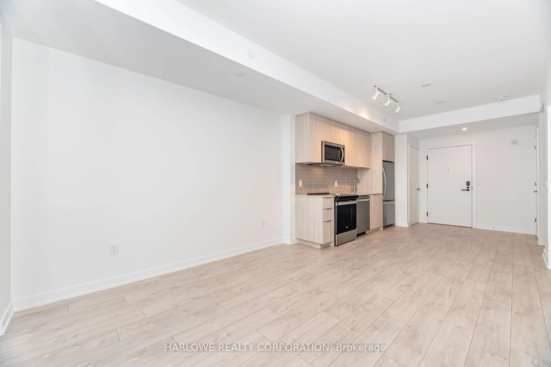 Photo 22 of Unit 305, 720 Whitlock Avenue, Milton, Cobban — HOMEH