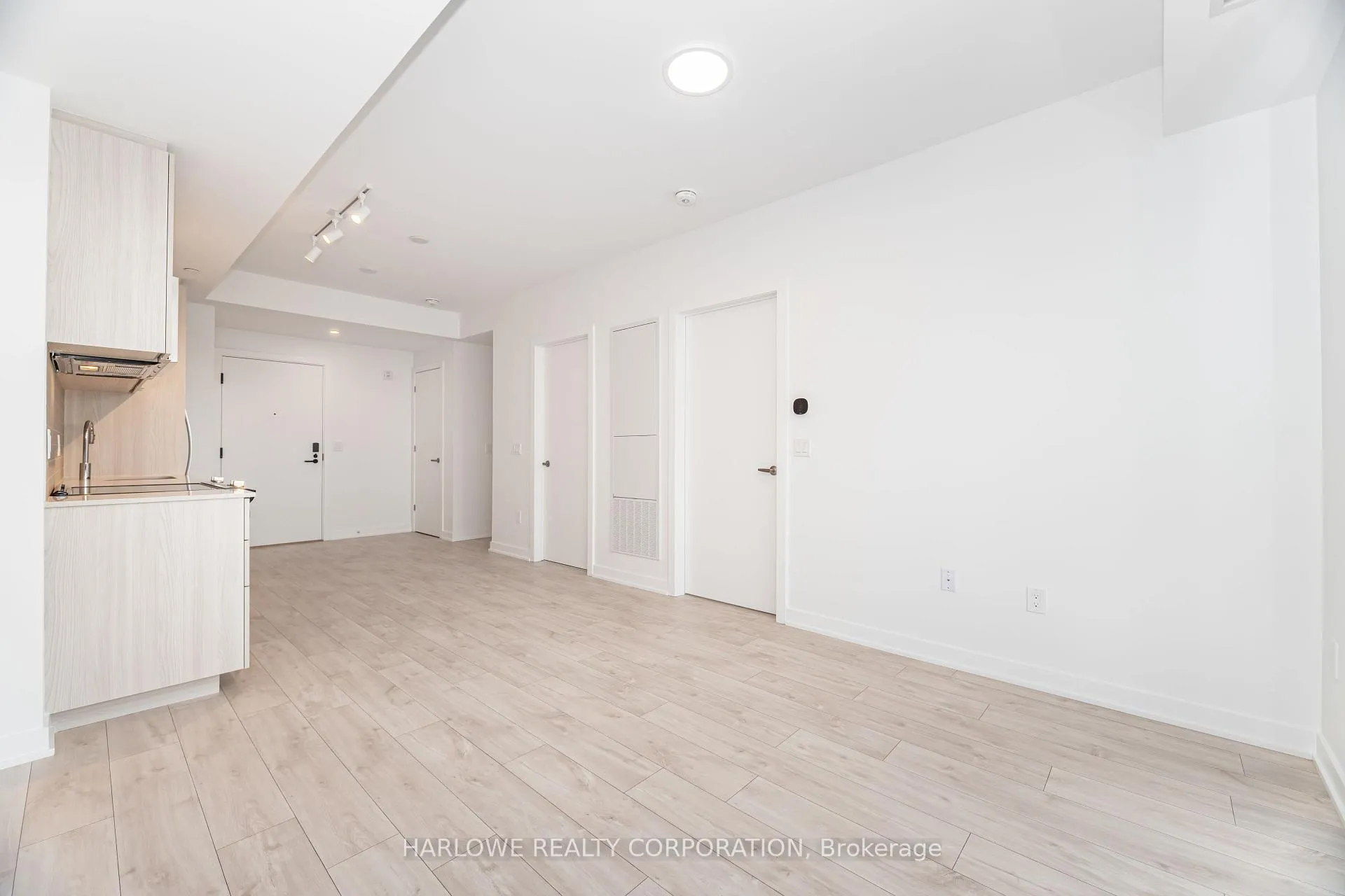 Photo 24 of Unit 305, 720 Whitlock Avenue, Milton, Cobban — HOMEH